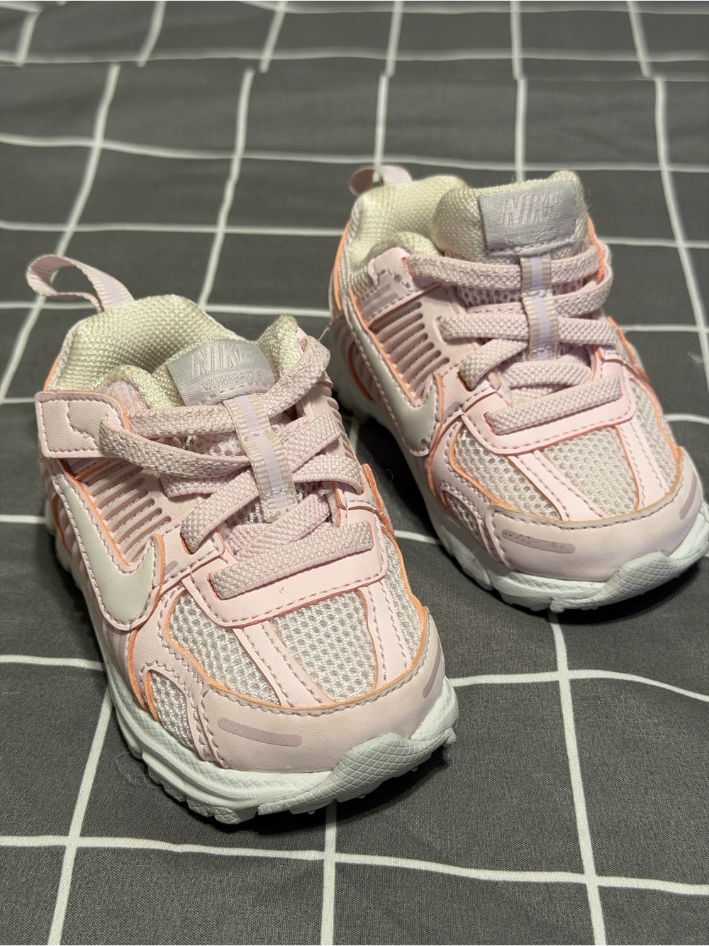 Nike Vomero 5 Toddler 4c